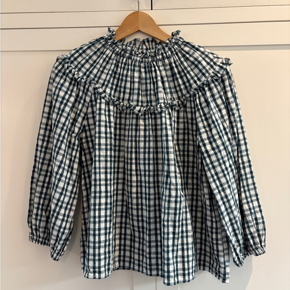 Universal Thread green and white pullover blouse
